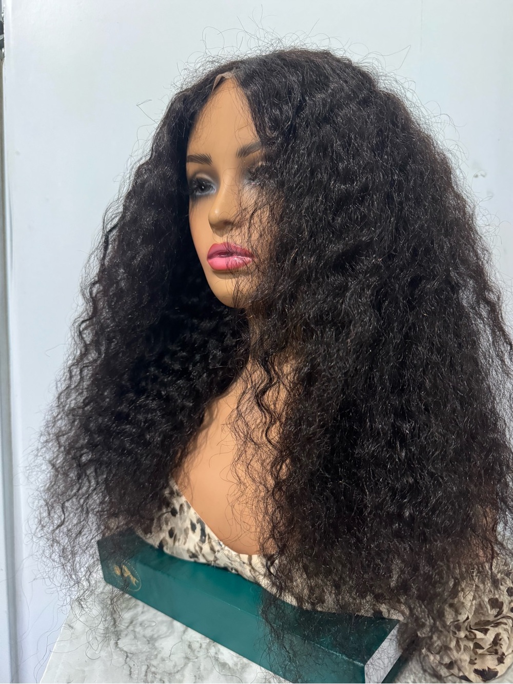 Human hair Black Curly Hair long Wig - Lace front - Picture 4 of 7